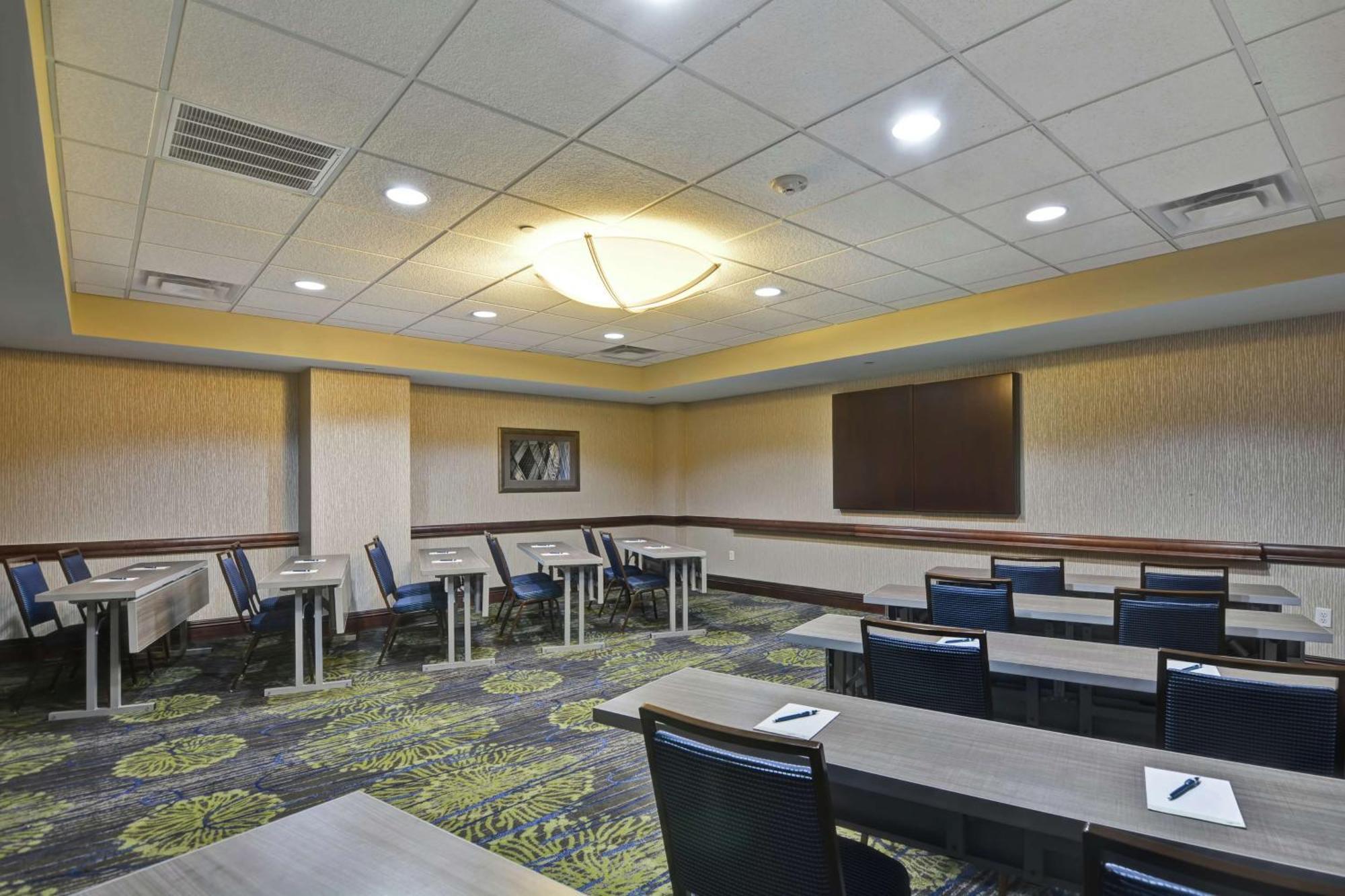 Homewood By Hilton Near The Galleria Hotel 3*