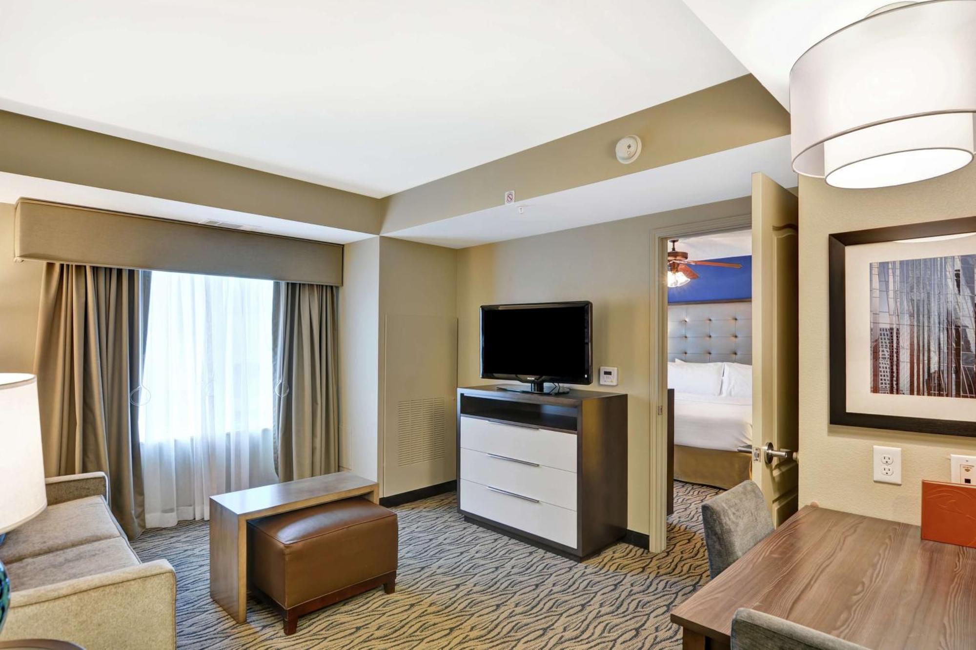 Hotel Homewood By Hilton Near The Galleria